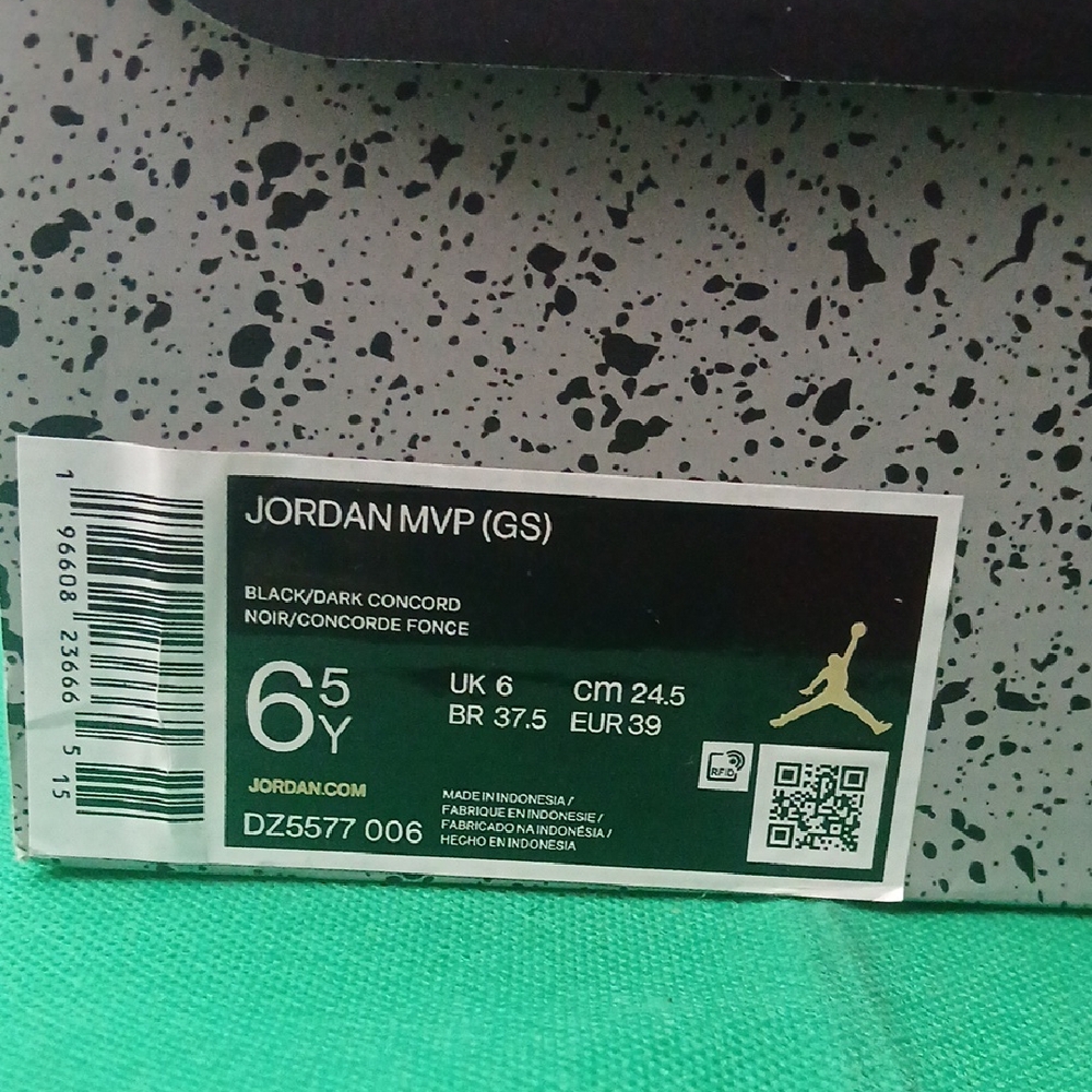 Jordan MVP (GS) Black and Dark Concord Sneakers